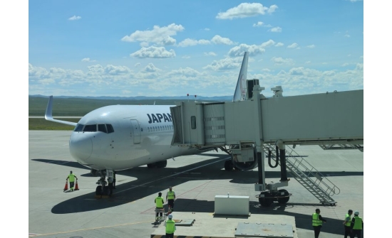 日本航空、チンギスハーン国際空港に初便就航