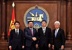 УИХ-ын дарга Г.Занданшатар Япон Улсын Парламентын Төлөөлөгчдийн танхимын гишүүдийг хүлээн авч уулзав